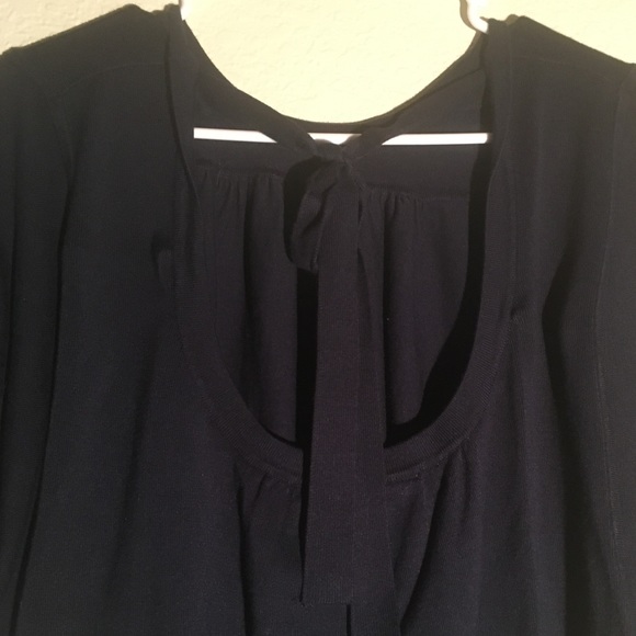 Navy top with back tie; size medium - Picture 5 of 6